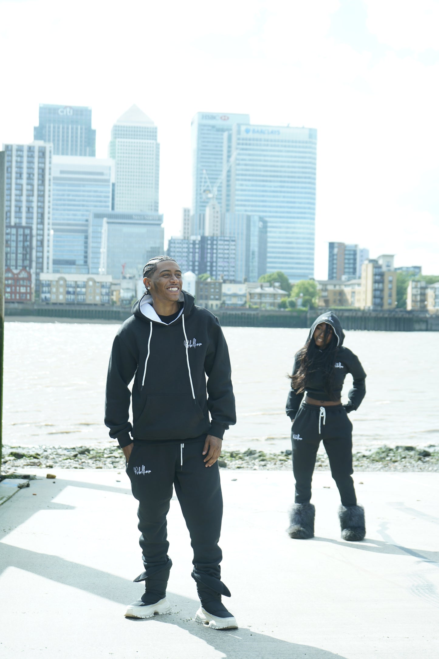 RBLNSZ UNISEX HOODIE